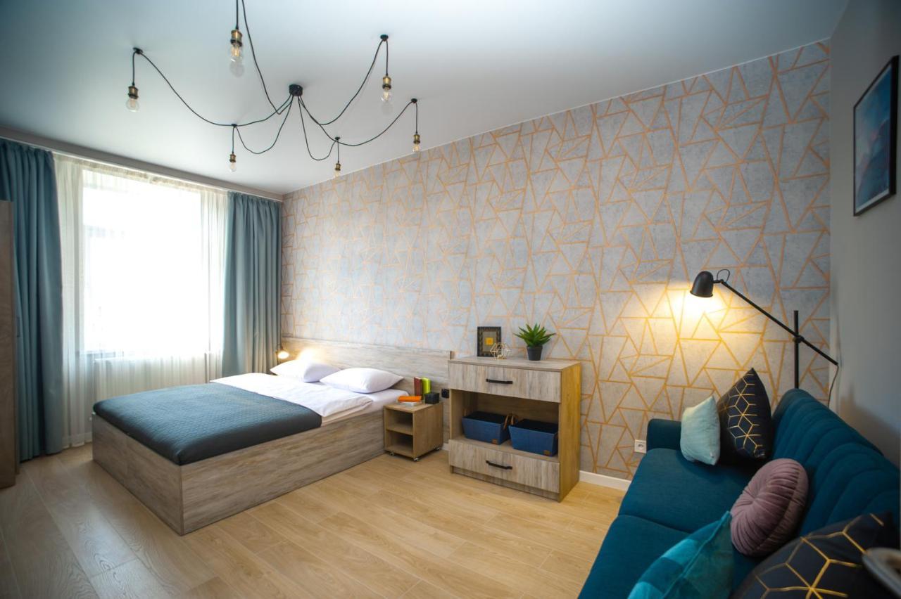 3 Bedroom, 2 Bathroom Apartment Near Forum Lviv Kültér fotó
